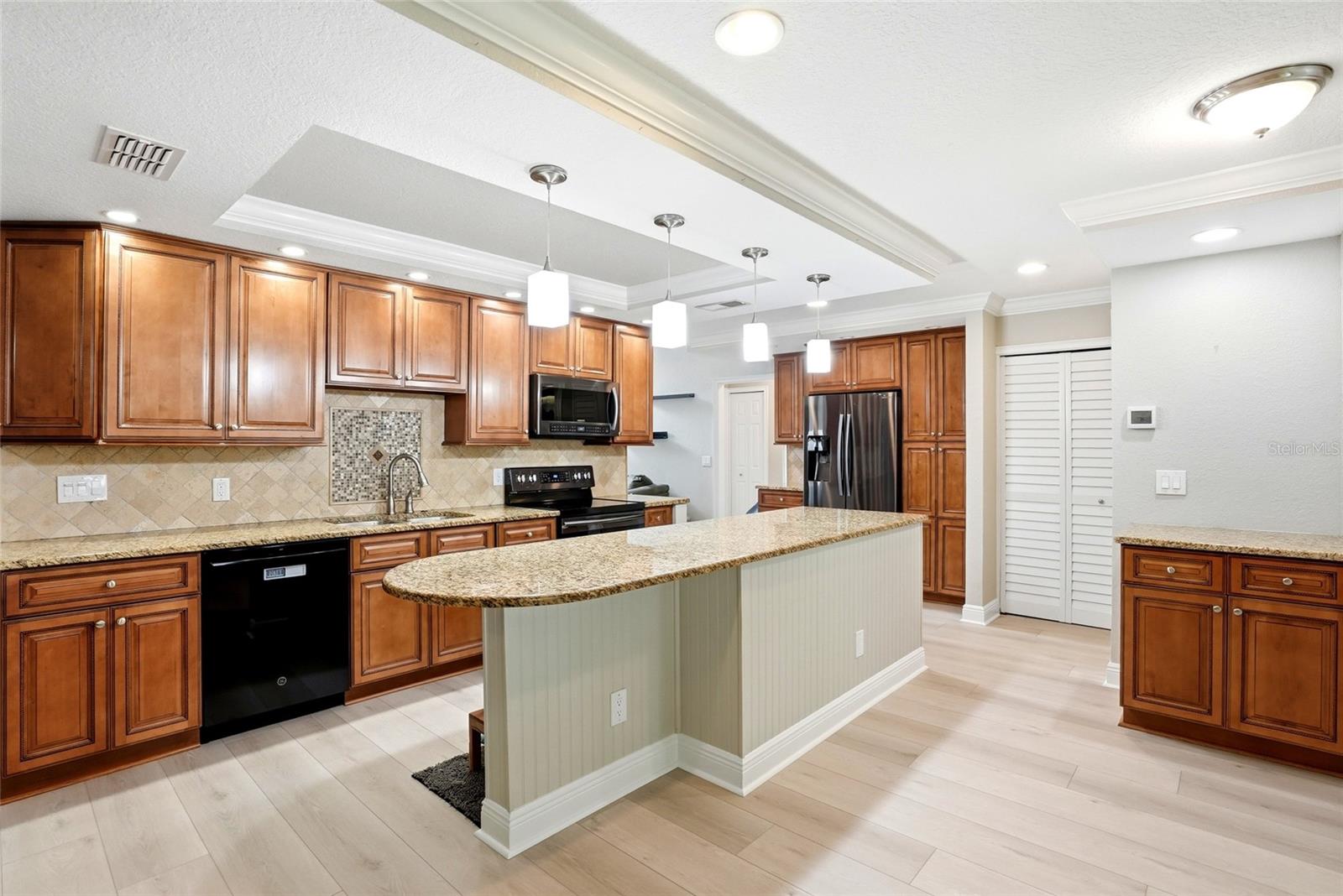 5015 BRIDGEPORT DR, SAFETY HARBOR, FL, 34695