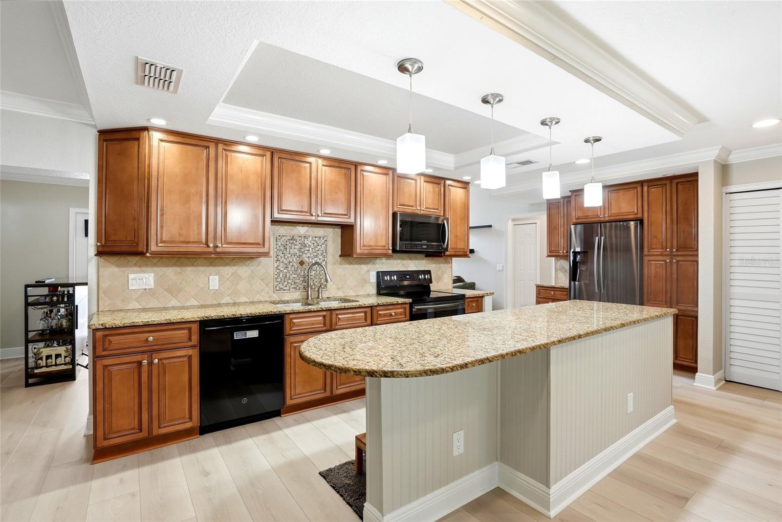 5015 BRIDGEPORT DR, SAFETY HARBOR, FL, 34695