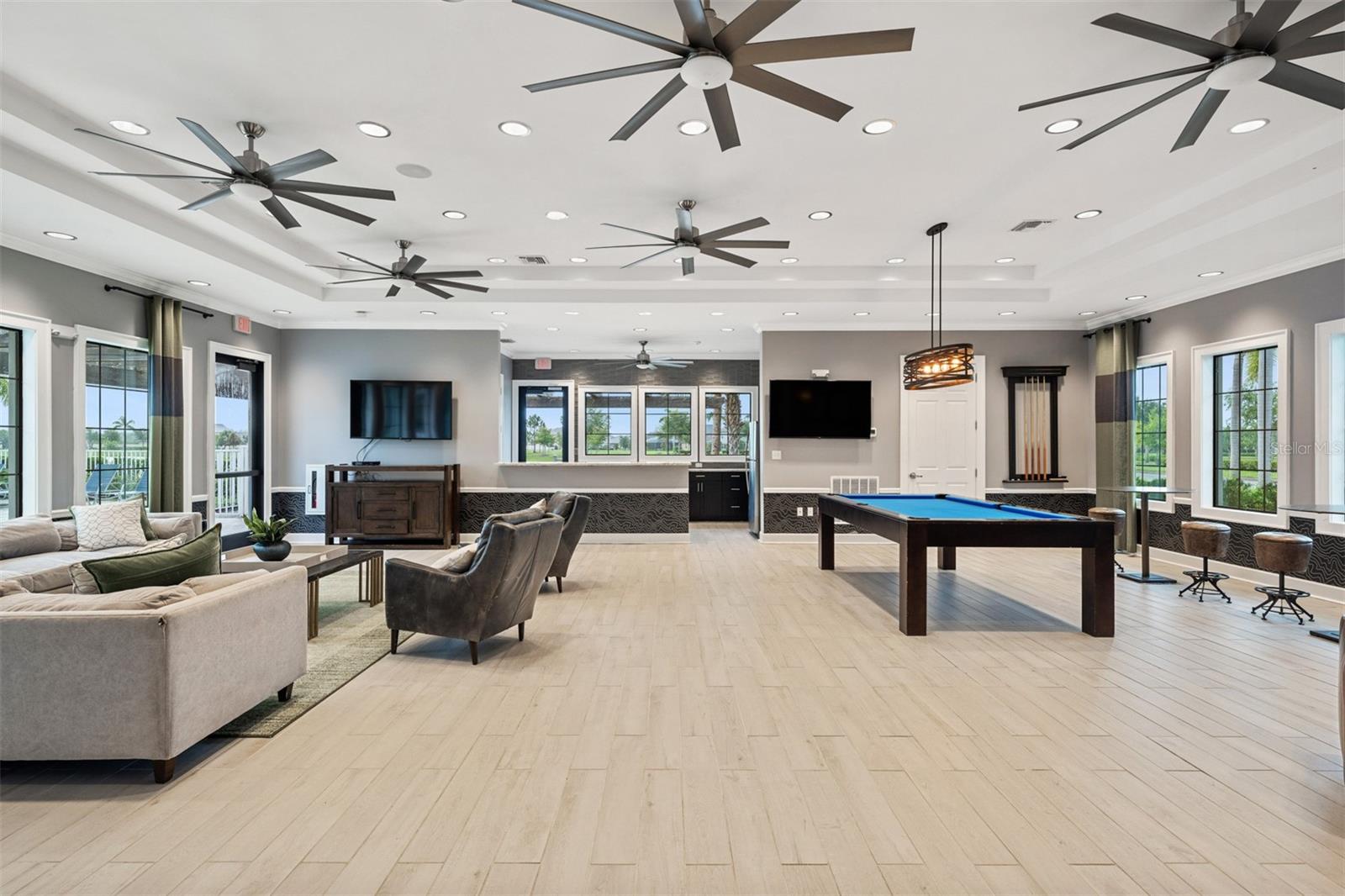 7235 SALT RIVER AVE, SUN CITY CENTER, FL, 33573