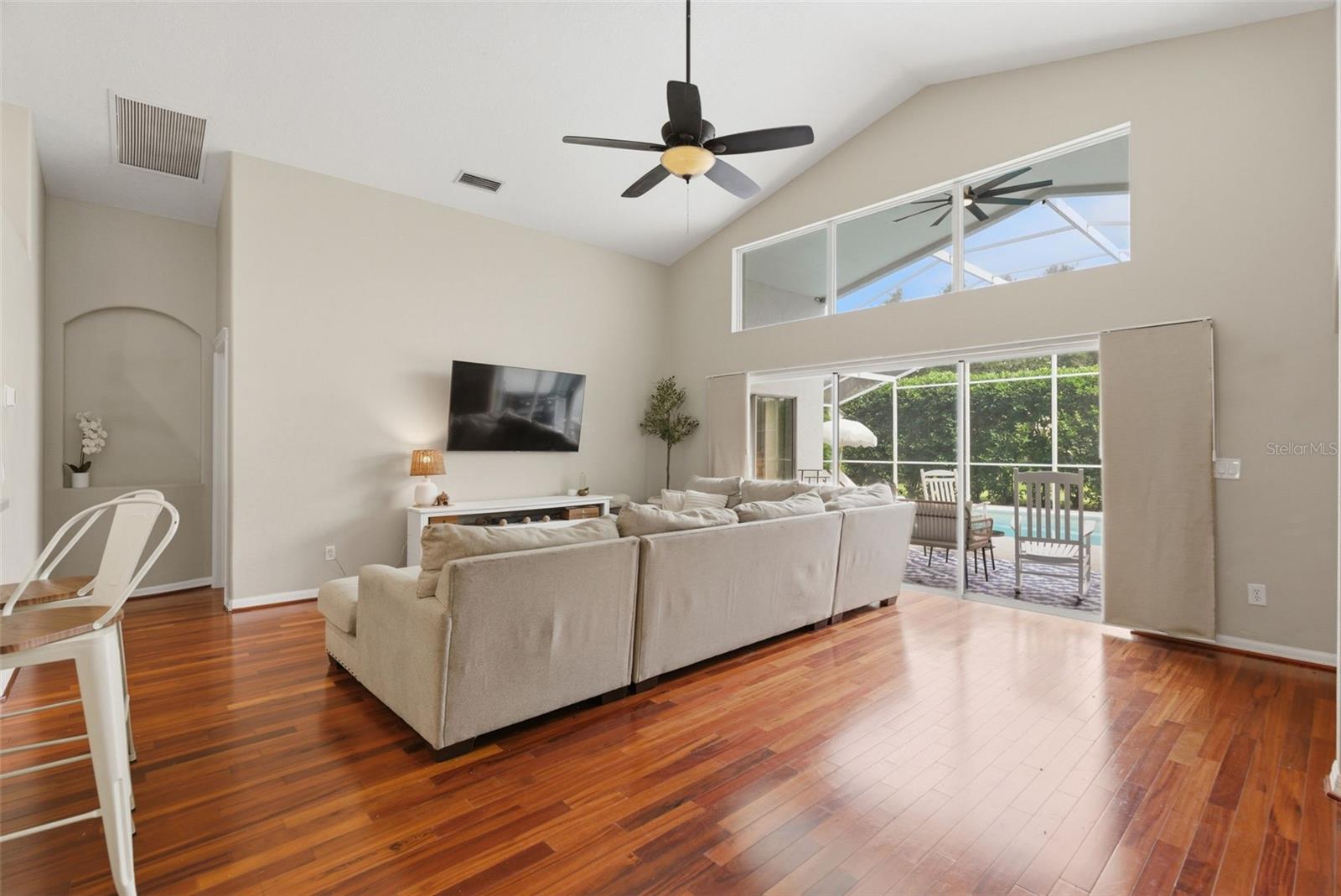 5826 HERONVIEW CRESCENT DR, LITHIA, FL, 33547