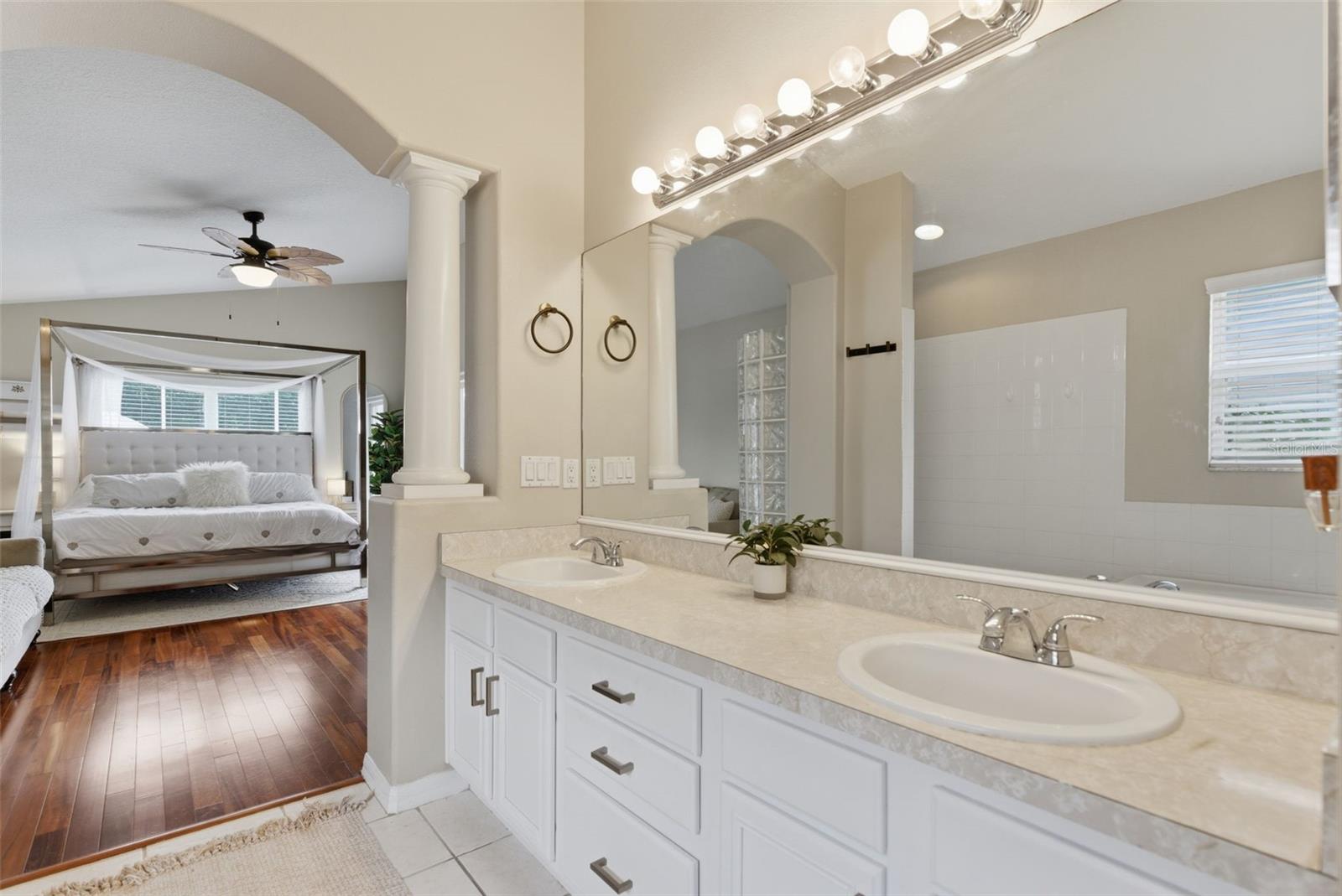 5826 HERONVIEW CRESCENT DR, LITHIA, FL, 33547