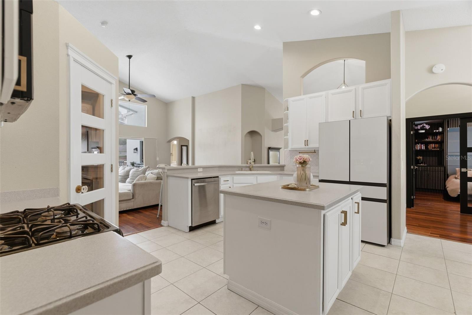 5826 HERONVIEW CRESCENT DR, LITHIA, FL, 33547