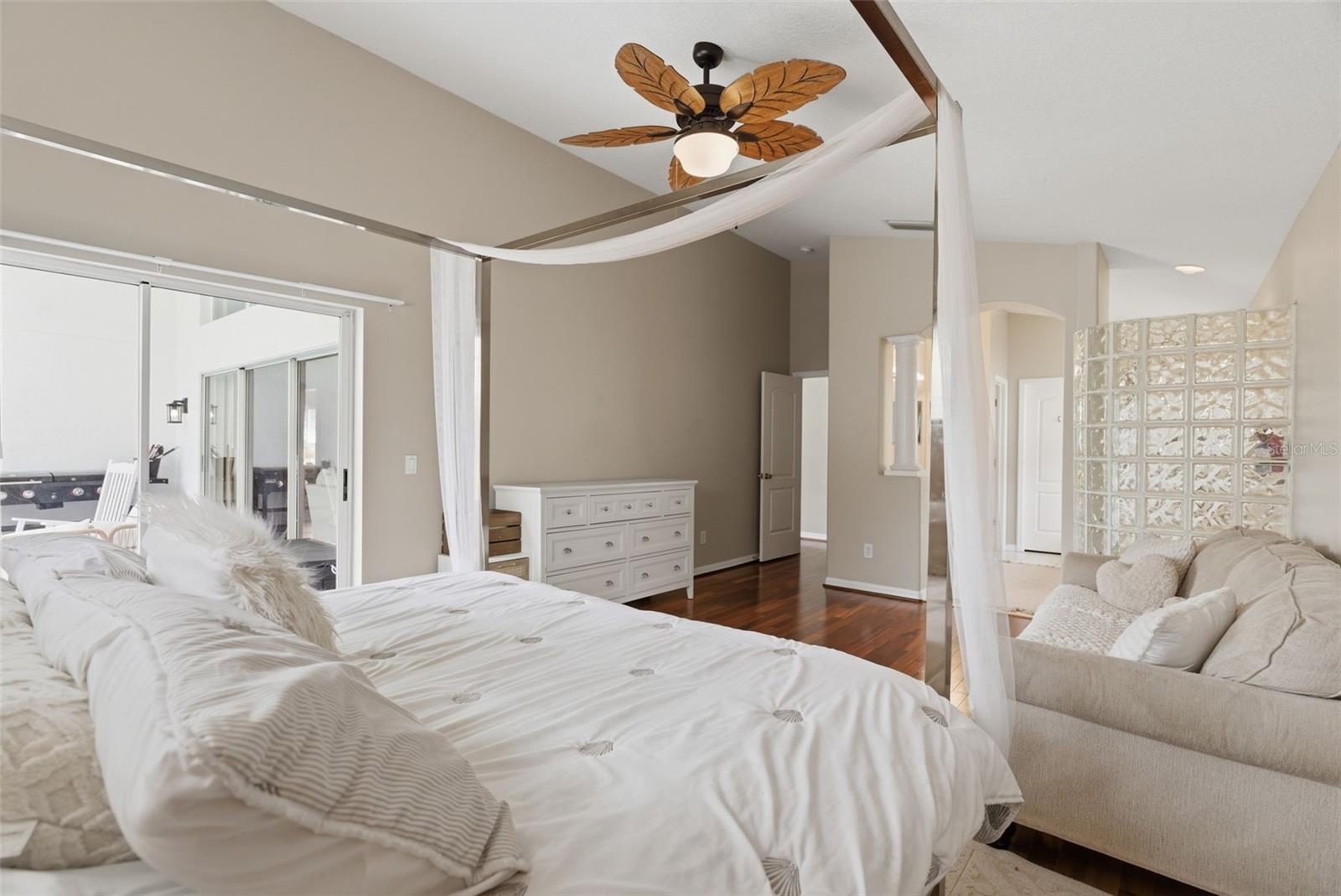 5826 HERONVIEW CRESCENT DR, LITHIA, FL, 33547