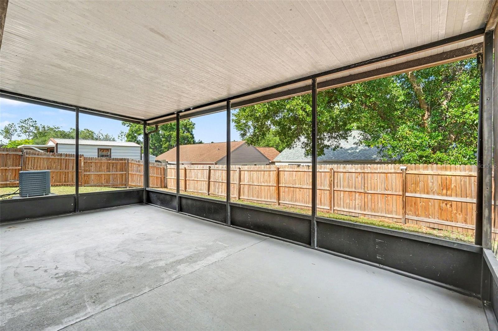 826 SUNRIDGE POINT DR, SEFFNER, FL, 33584