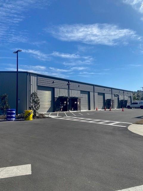 1800 CORPORATE CENTER LN #B, PLANT CITY, FL, 33563