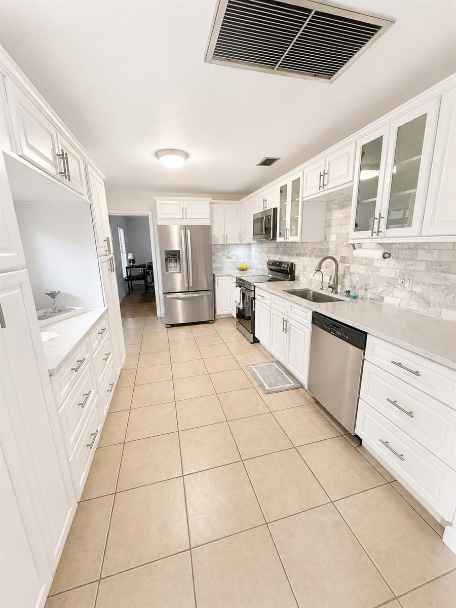 2210 NEEDLE PALM DR, EDGEWATER, FL, 32141