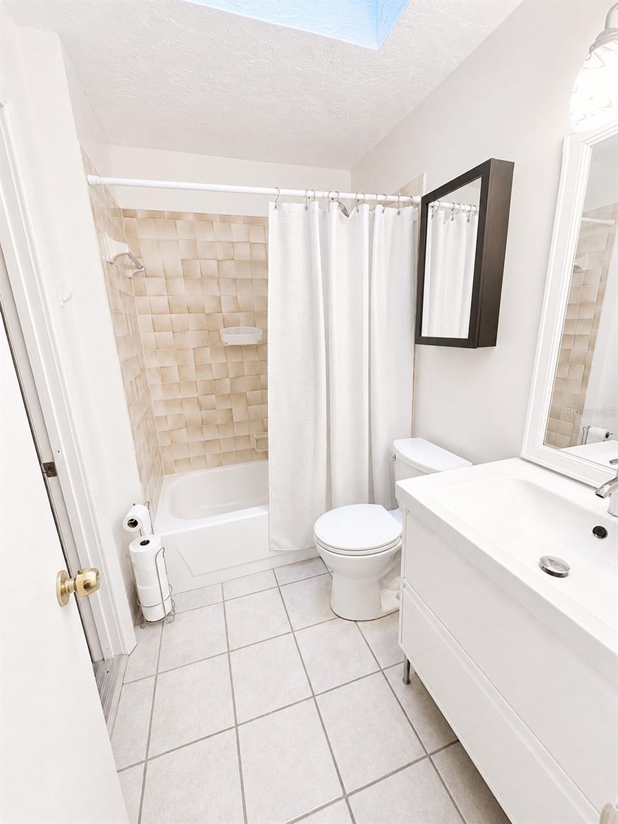 2210 NEEDLE PALM DR, EDGEWATER, FL, 32141