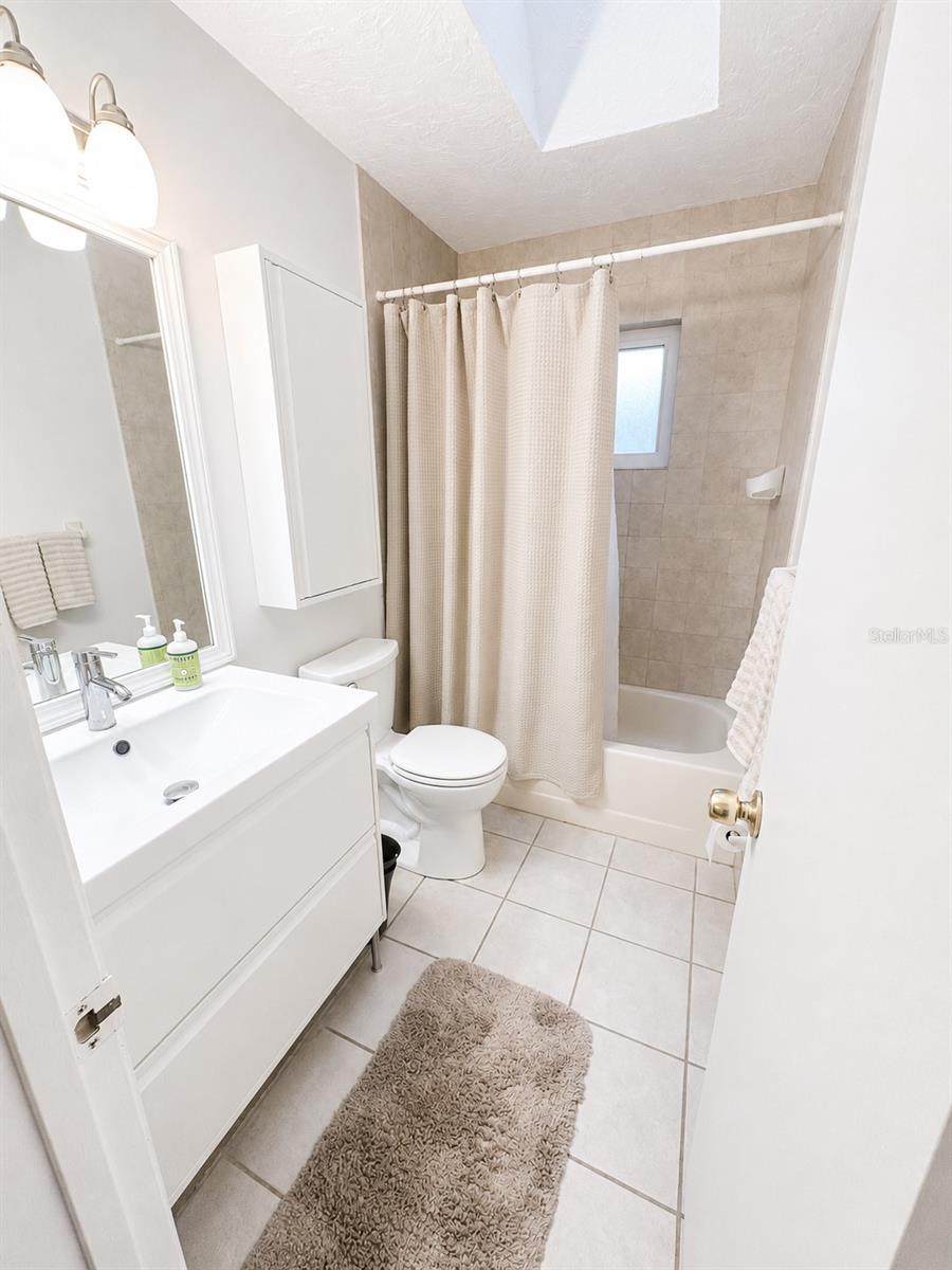 2210 NEEDLE PALM DR, EDGEWATER, FL, 32141