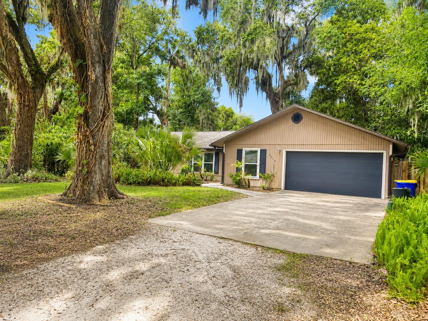2210 NEEDLE PALM DR, EDGEWATER, FL, 32141