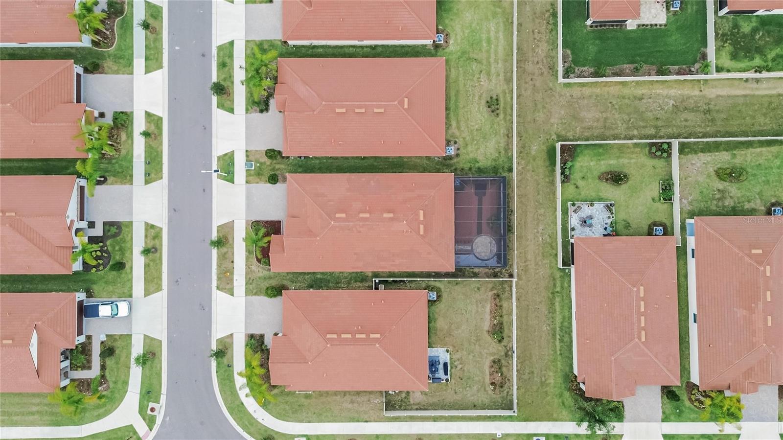 17403 HOLLY WELL AVE, WIMAUMA, FL, 33598