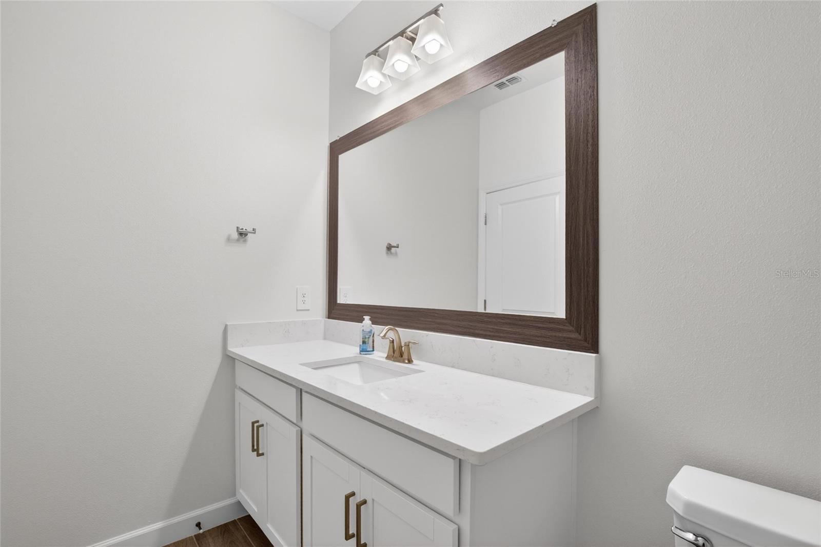 17403 HOLLY WELL AVE, WIMAUMA, FL, 33598