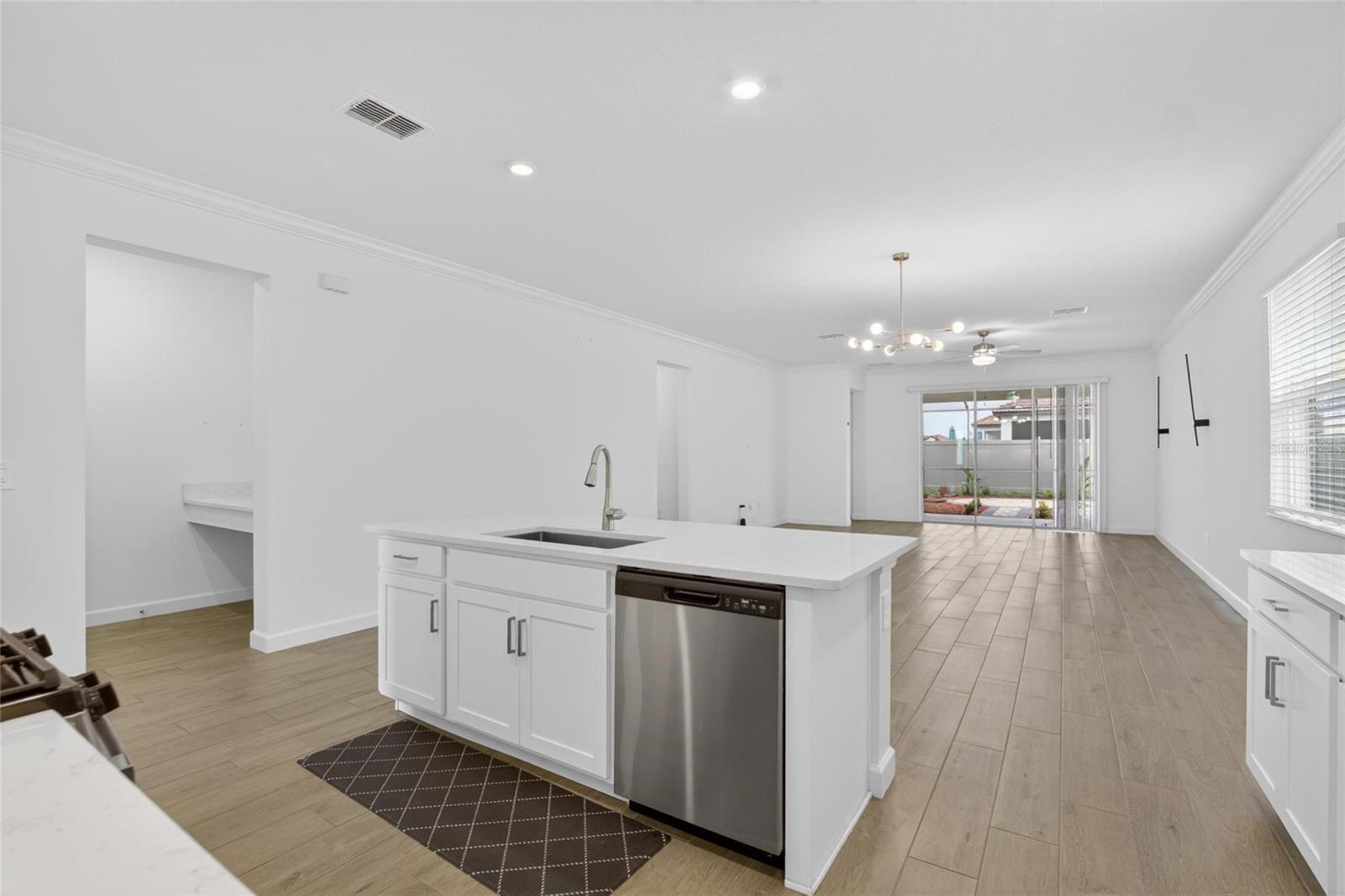 17403 HOLLY WELL AVE, WIMAUMA, FL, 33598
