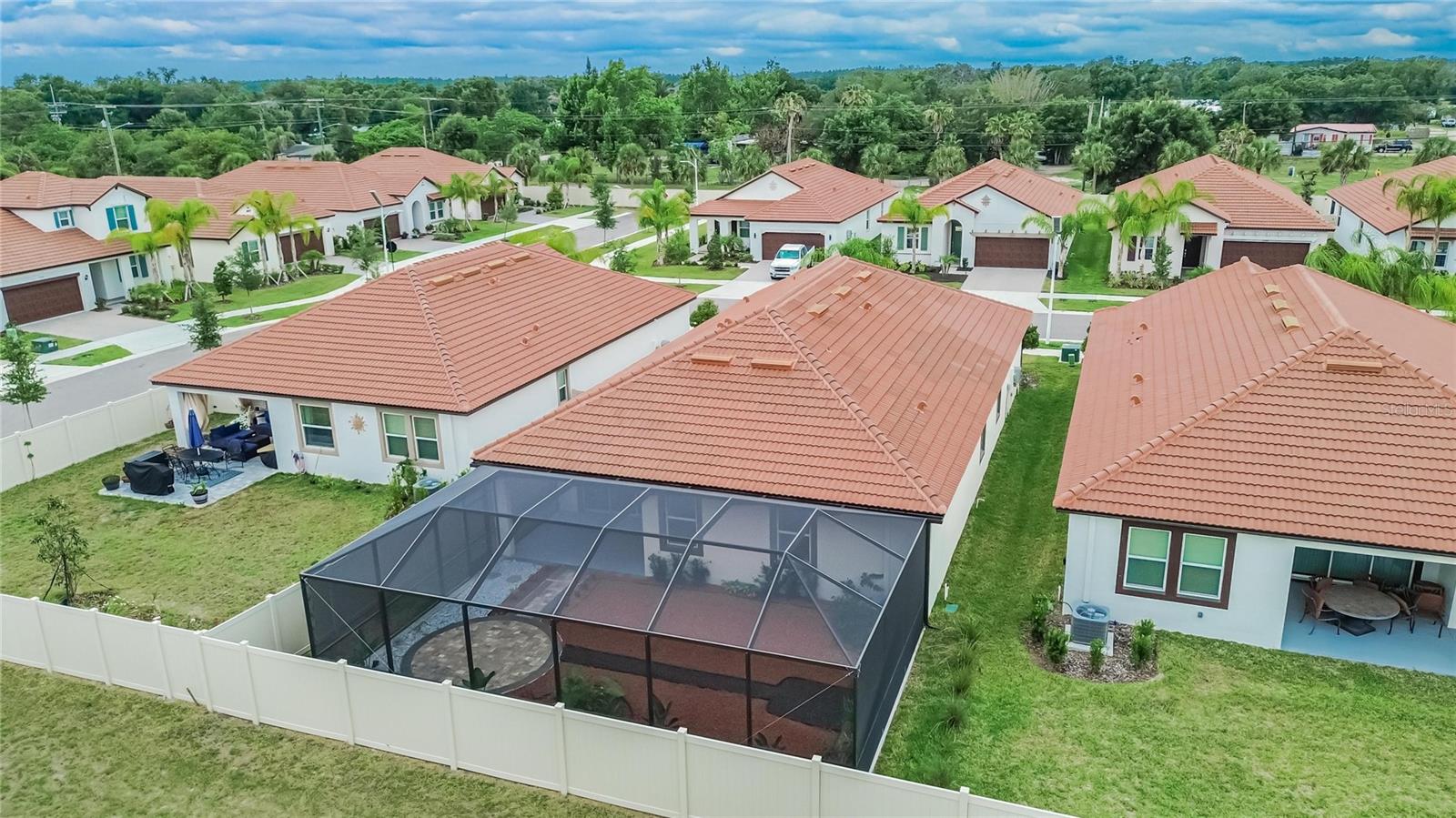 17403 HOLLY WELL AVE, WIMAUMA, FL, 33598
