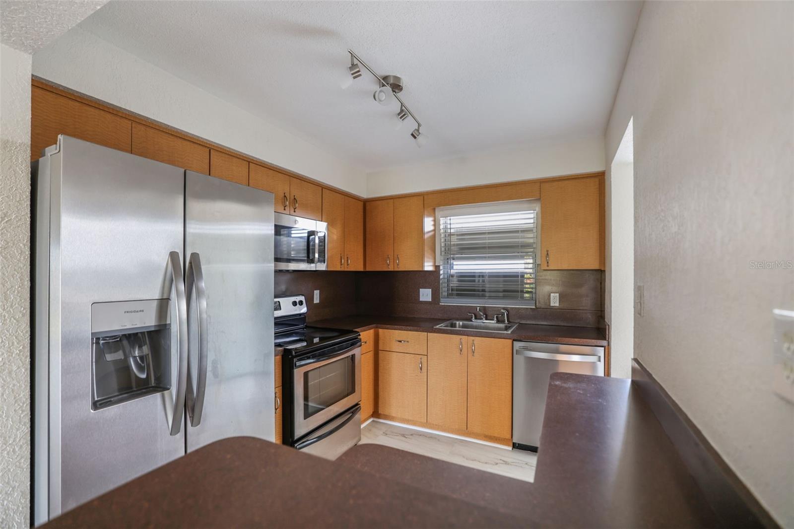 4420 37TH ST S #9, ST PETERSBURG, FL, 33711