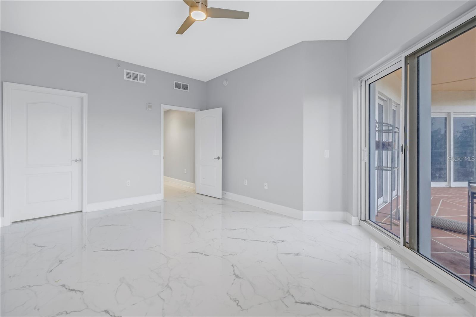 12077 GANDY BLVD N #332, ST PETERSBURG, FL, 33702