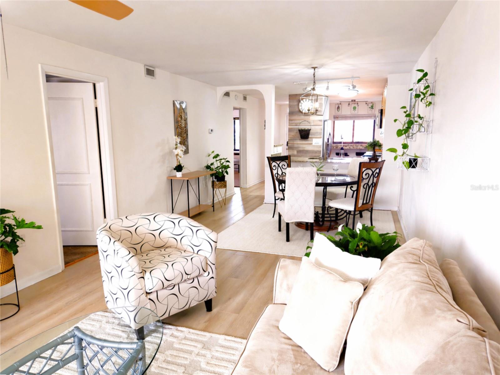 106 1ST ST E #215, ST PETERSBURG, FL, 33715