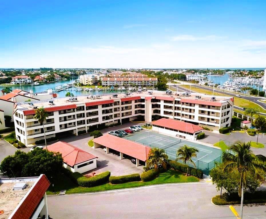 106 1ST ST E #215, ST PETERSBURG, FL, 33715
