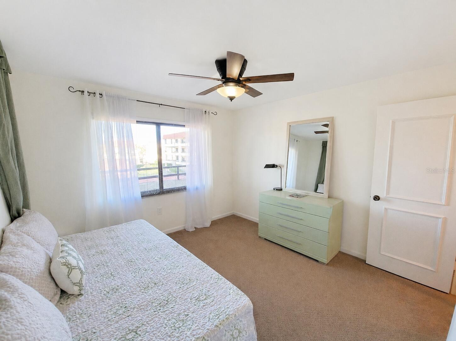 106 1ST ST E #215, ST PETERSBURG, FL, 33715