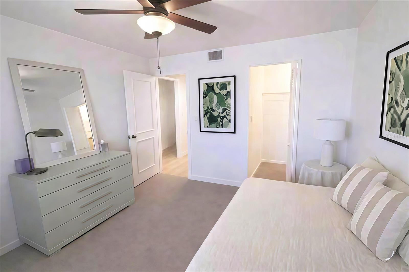 106 1ST ST E #215, ST PETERSBURG, FL, 33715
