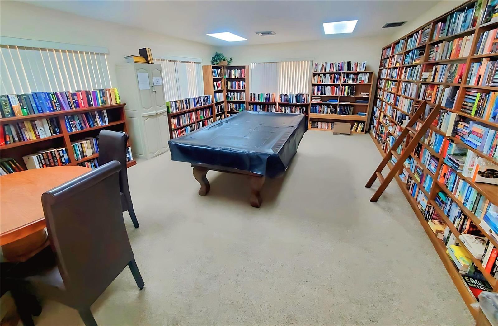 106 1ST ST E #215, ST PETERSBURG, FL, 33715