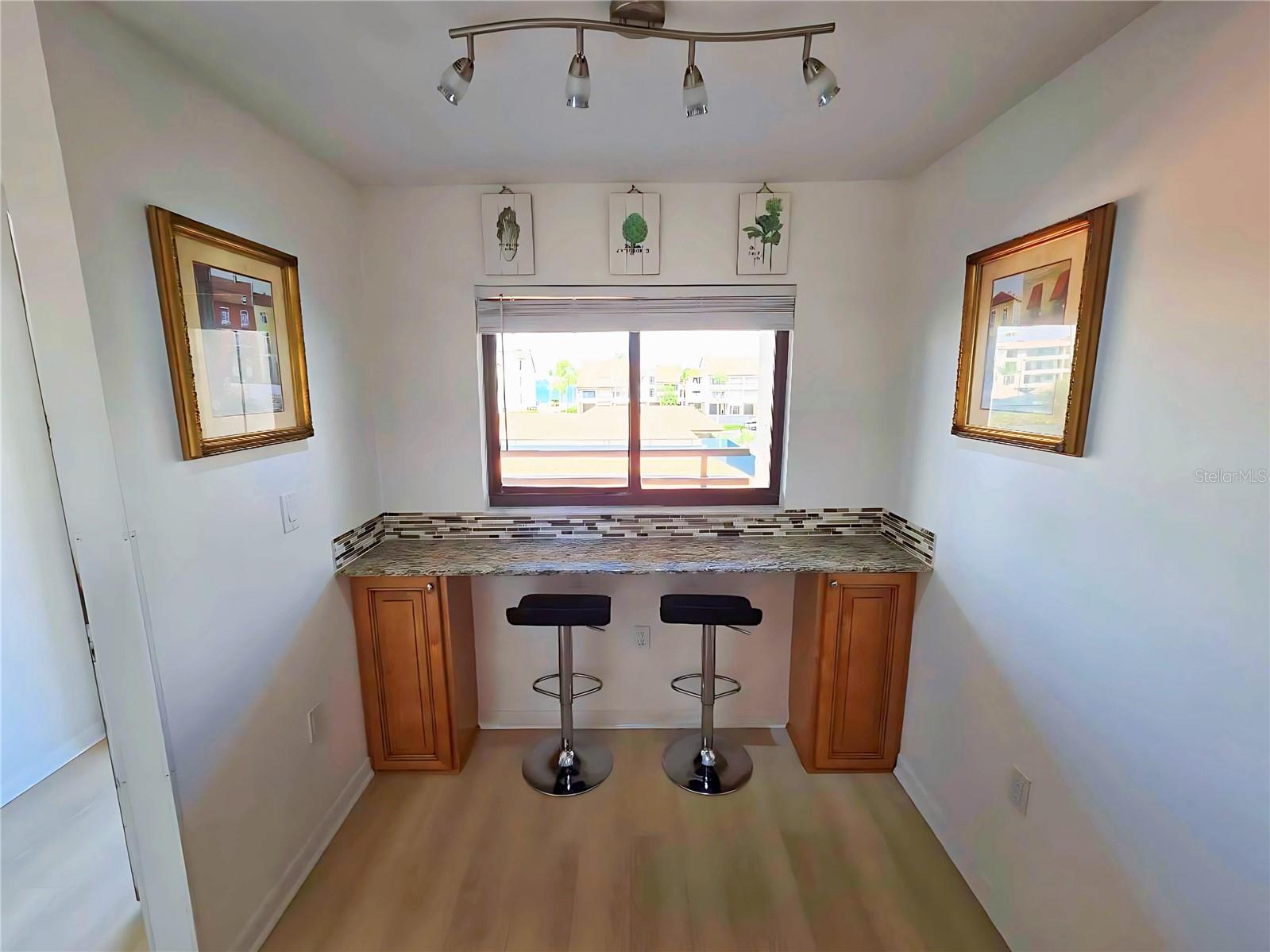 106 1ST ST E #215, ST PETERSBURG, FL, 33715