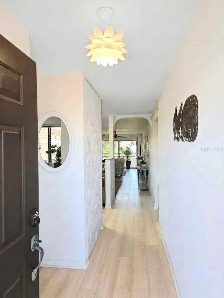 106 1ST ST E #215, ST PETERSBURG, FL, 33715