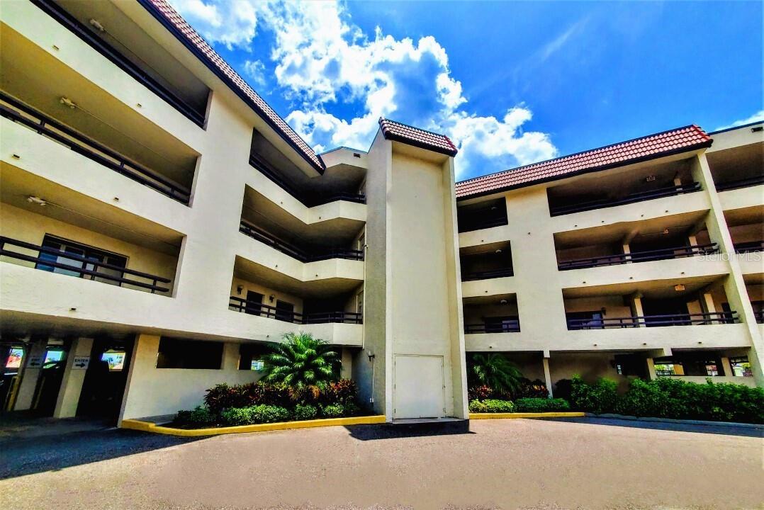 106 1ST ST E #215, ST PETERSBURG, FL, 33715
