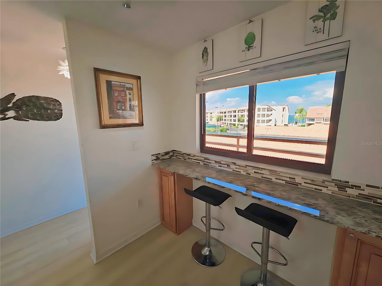 106 1ST ST E #215, ST PETERSBURG, FL, 33715