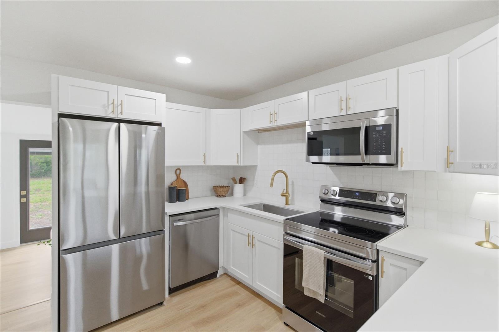 2926 40TH AVE N, ST PETERSBURG, FL, 33714