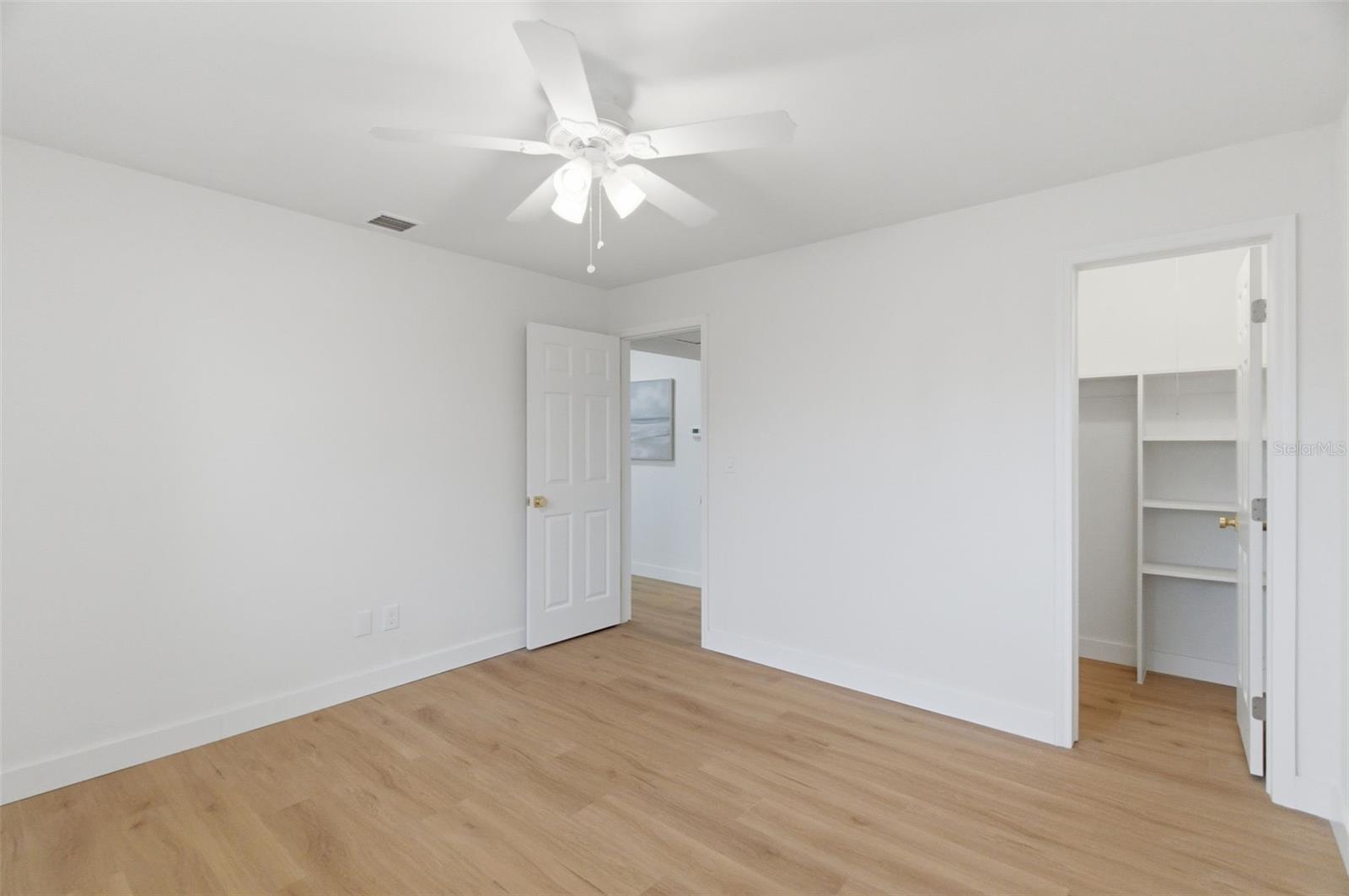 2926 40TH AVE N, ST PETERSBURG, FL, 33714
