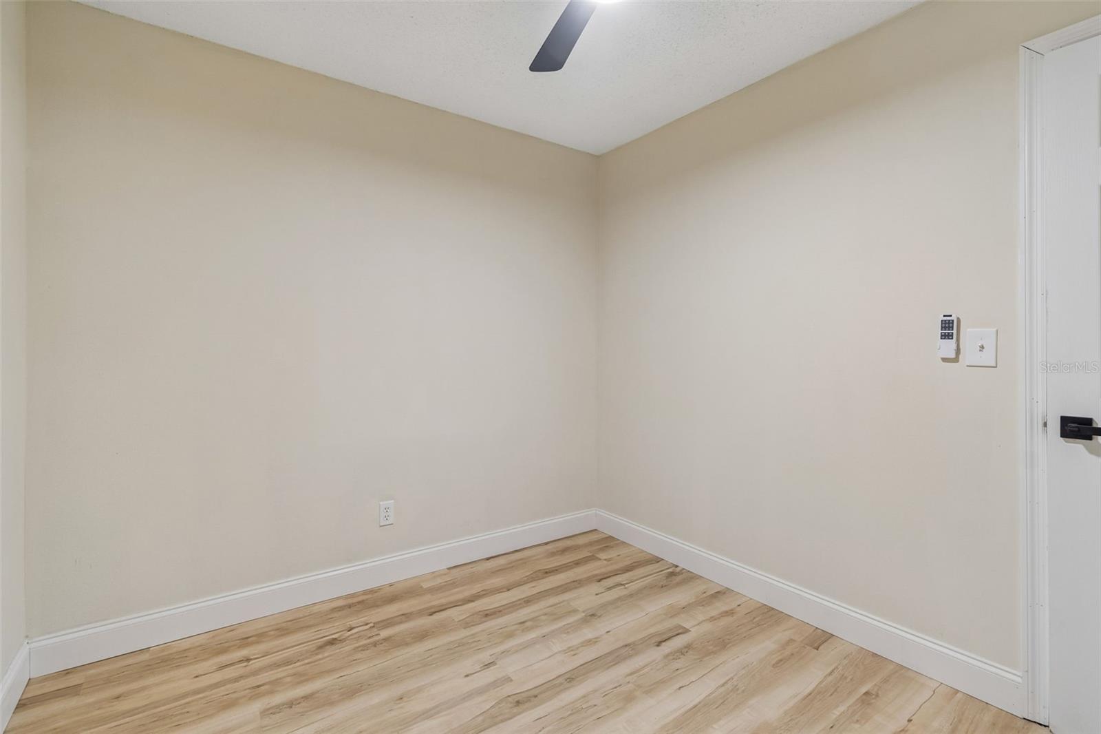 1105 W YUKON ST, TAMPA, FL, 33604