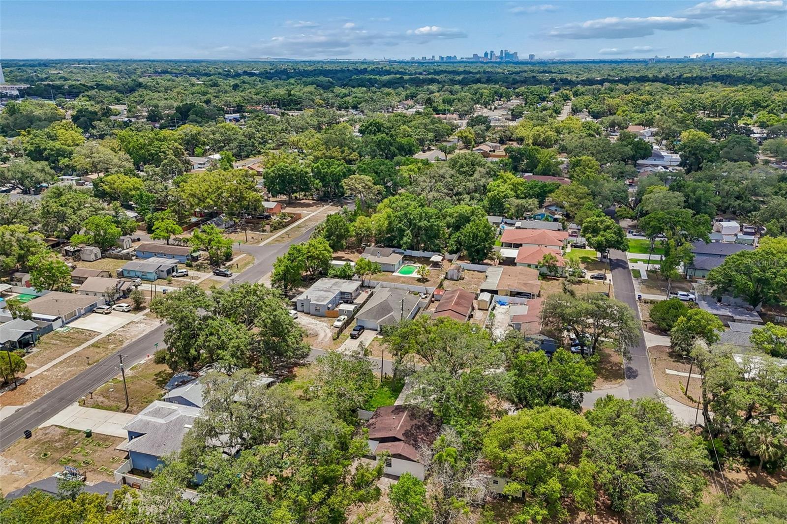1105 W YUKON ST, TAMPA, FL, 33604