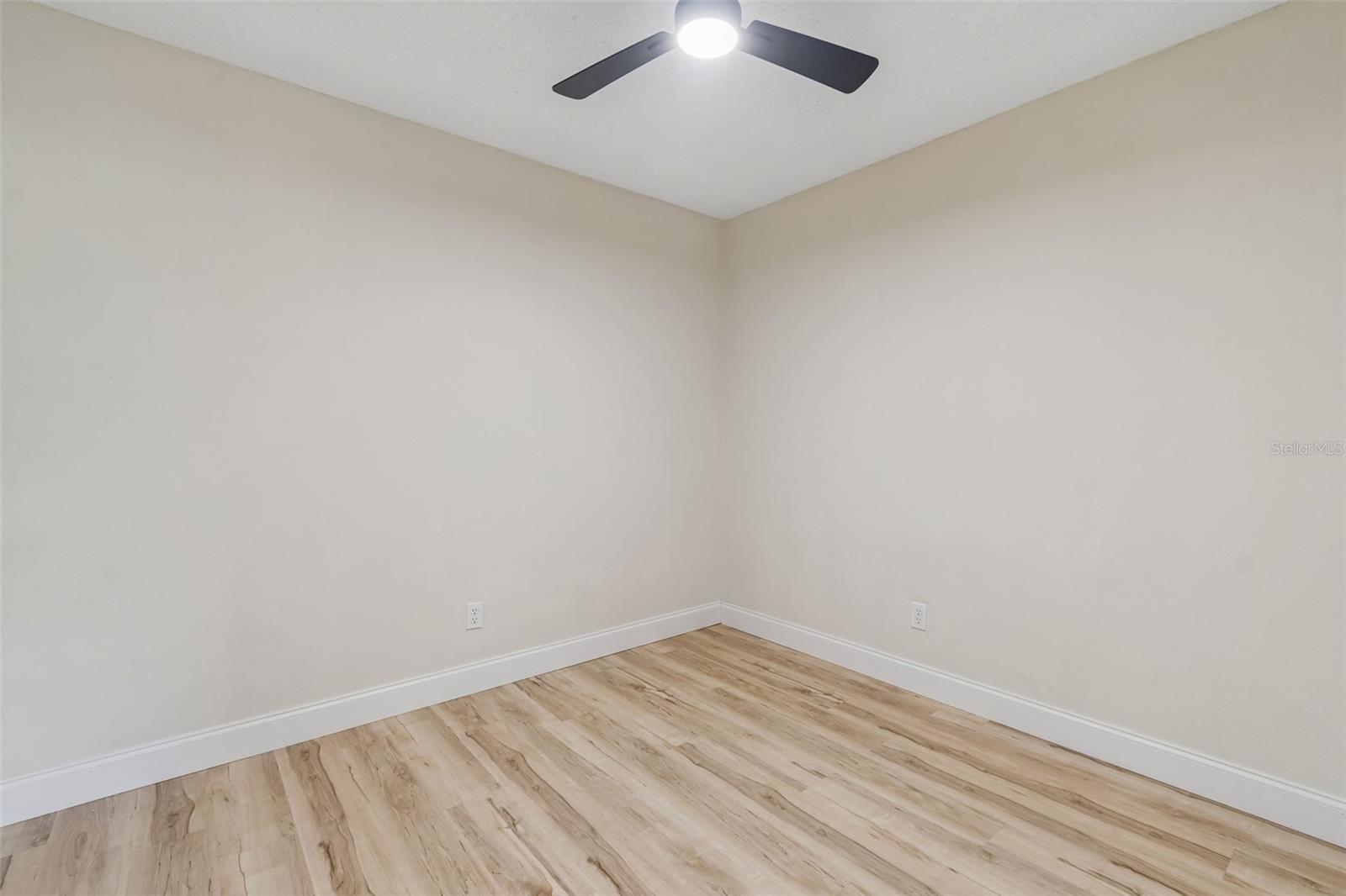 1105 W YUKON ST, TAMPA, FL, 33604