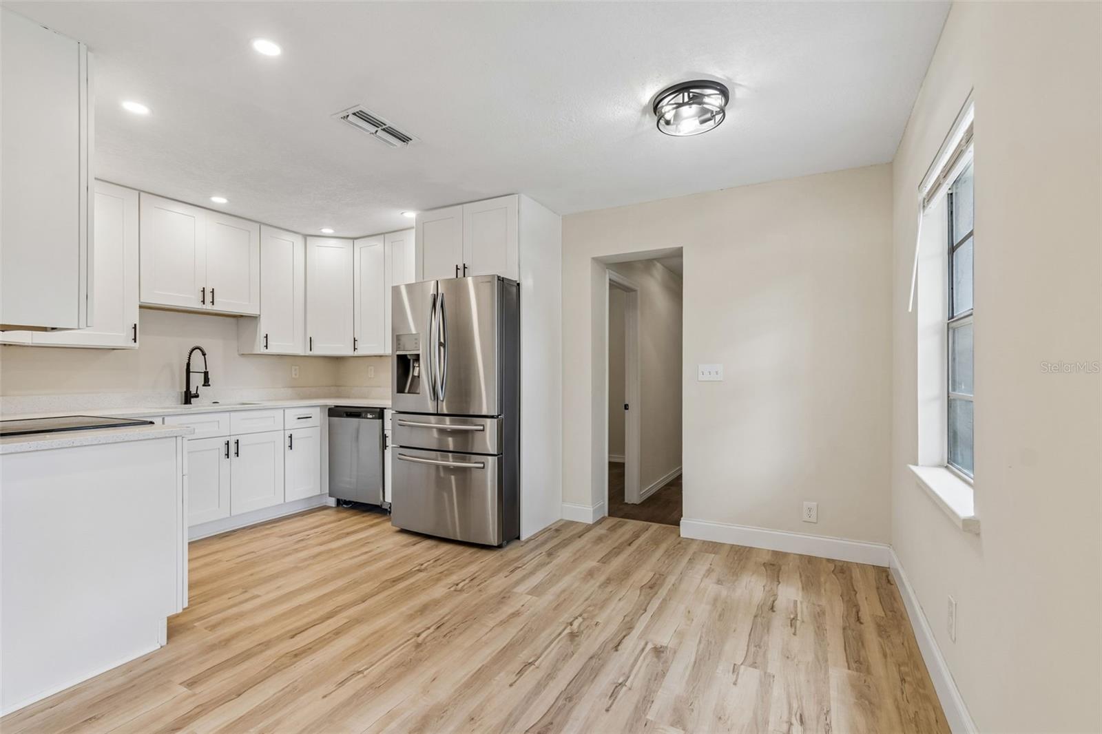 1105 W YUKON ST, TAMPA, FL, 33604