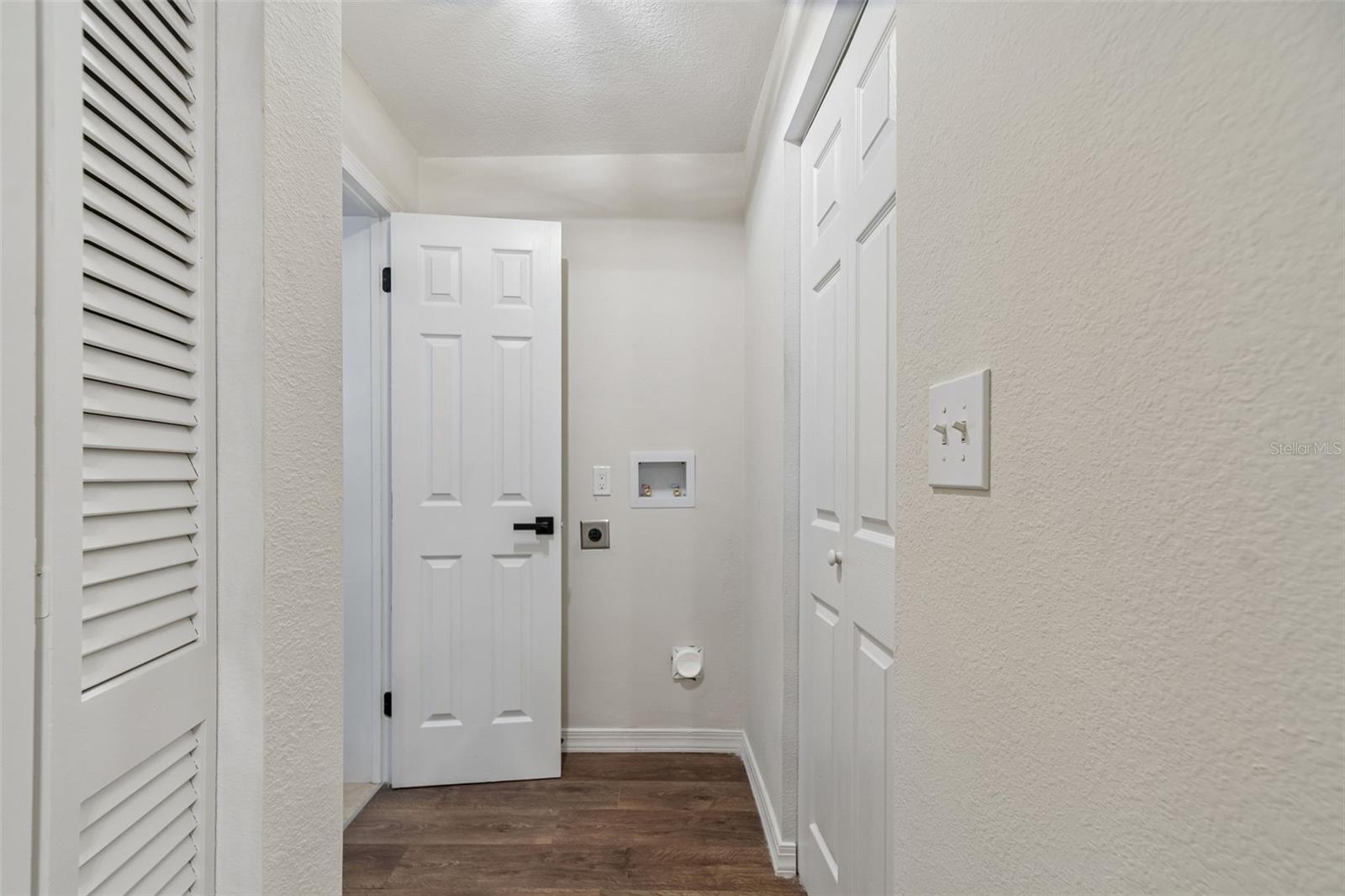 1105 W YUKON ST, TAMPA, FL, 33604