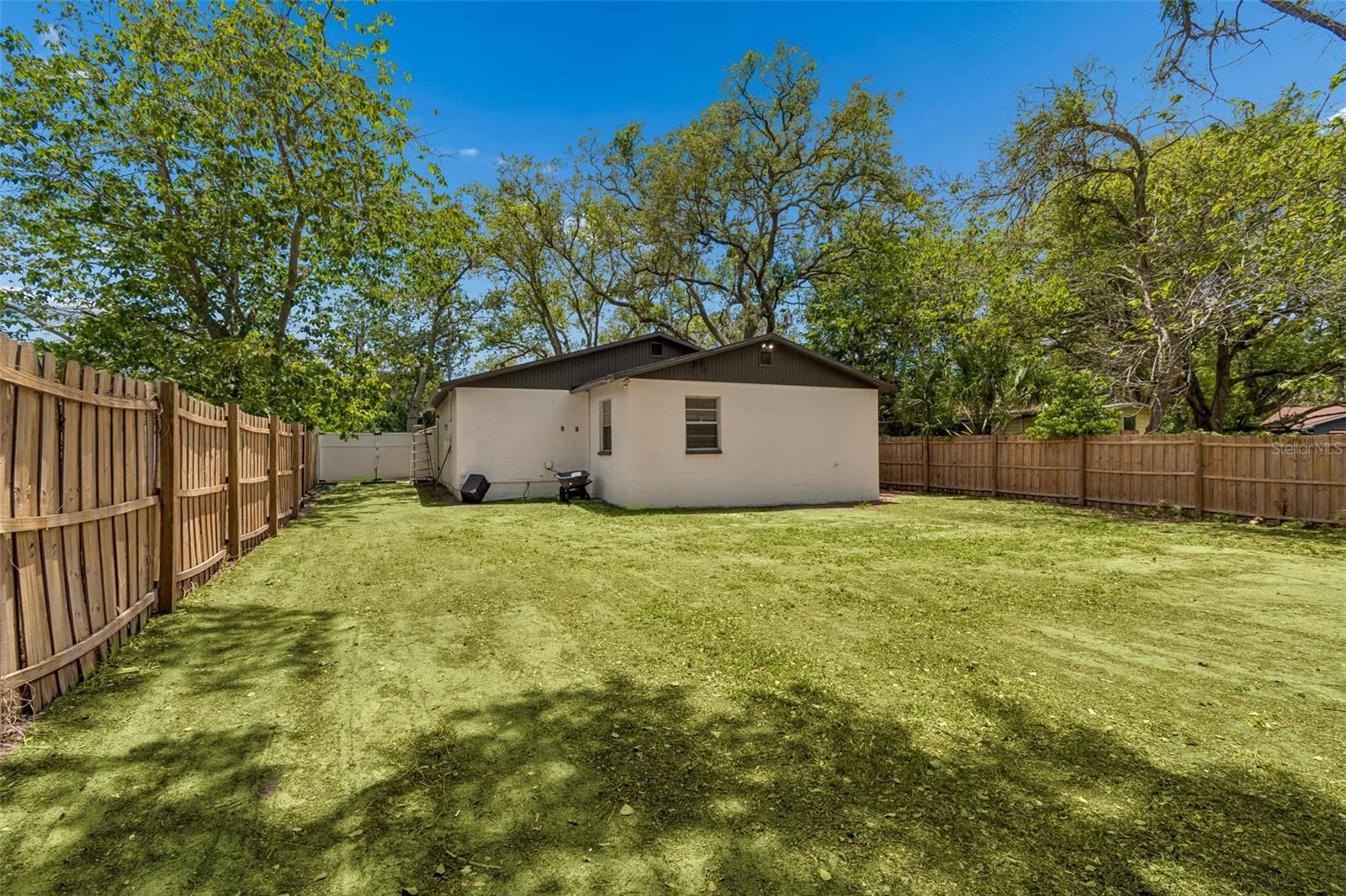 1105 W YUKON ST, TAMPA, FL, 33604