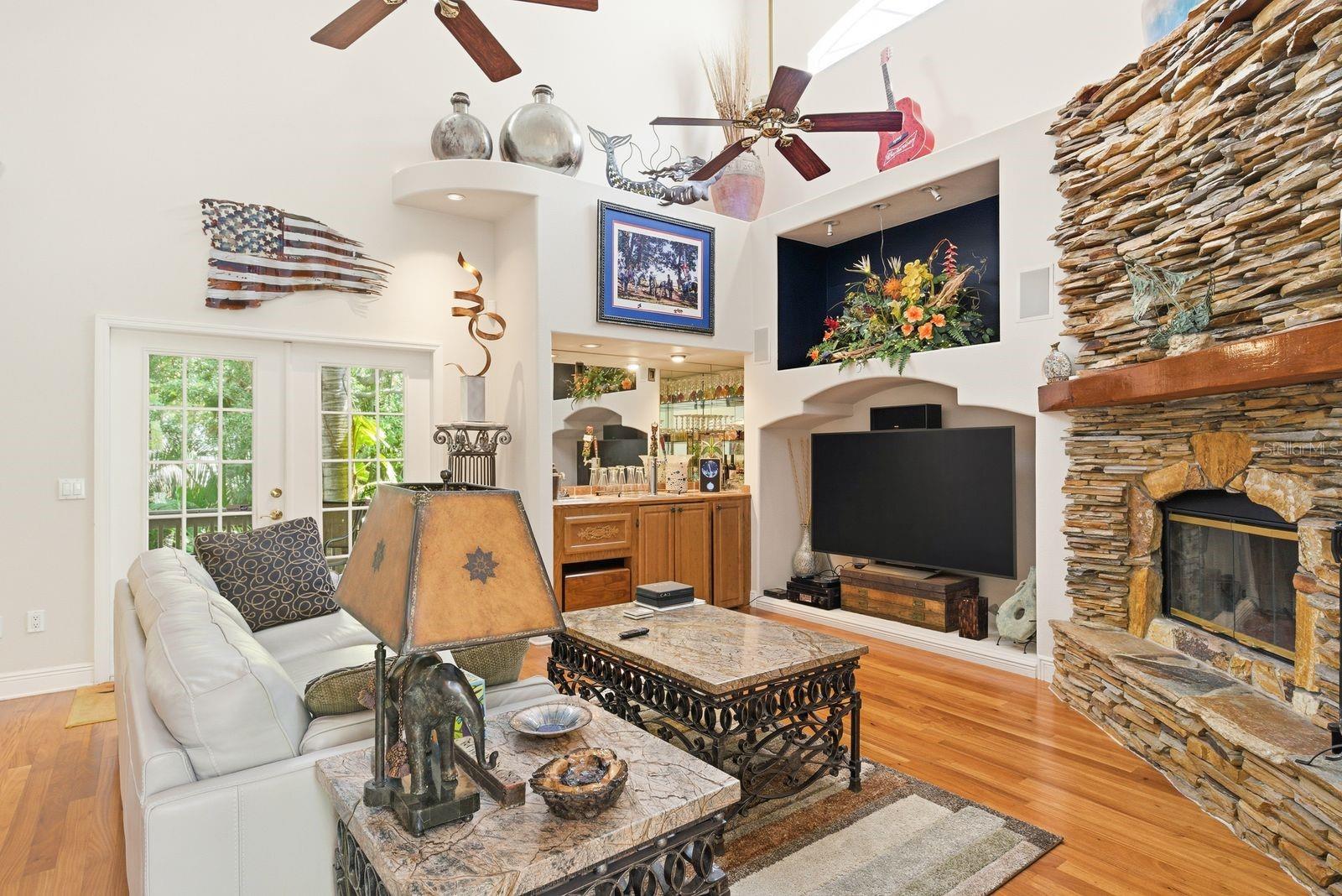 503 PALM AVE, PALM HARBOR, FL, 34683