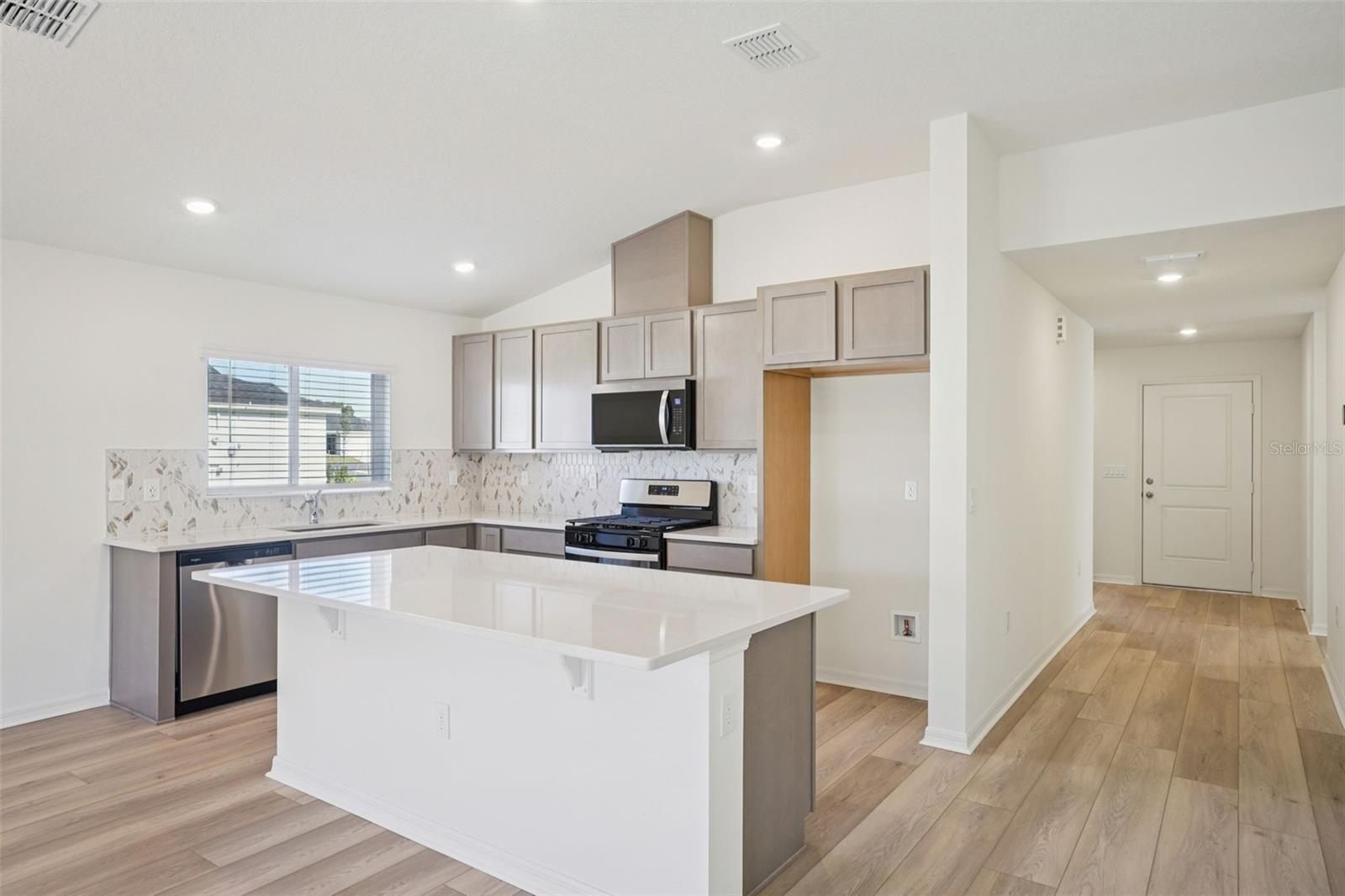 9855 ORION LOOP, LEESBURG, FL, 34788