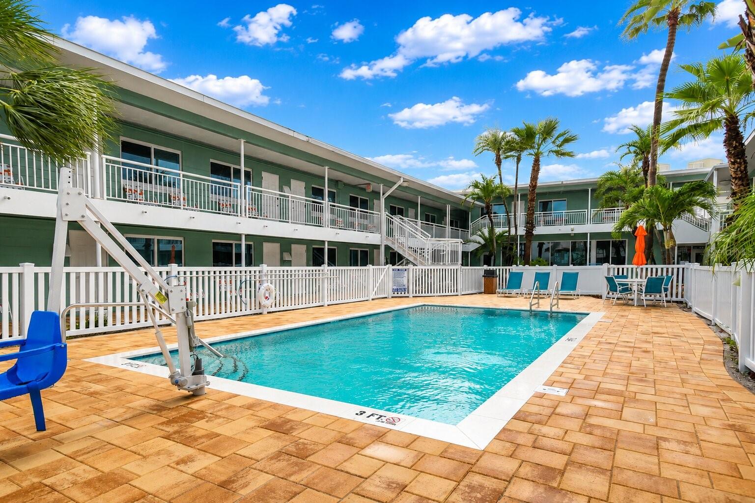 11730 GULF BLVD #31, TREASURE ISLAND, FL, 33706