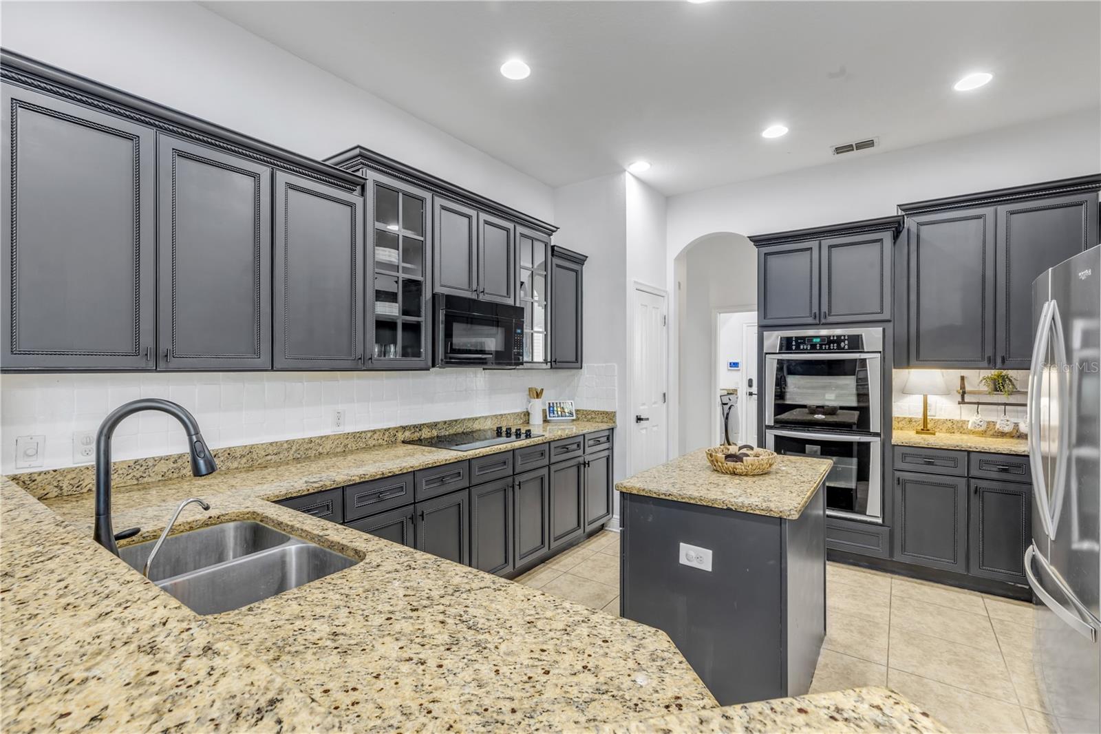 3021 ISOLA BELLA BLVD, MOUNT DORA, FL, 32757