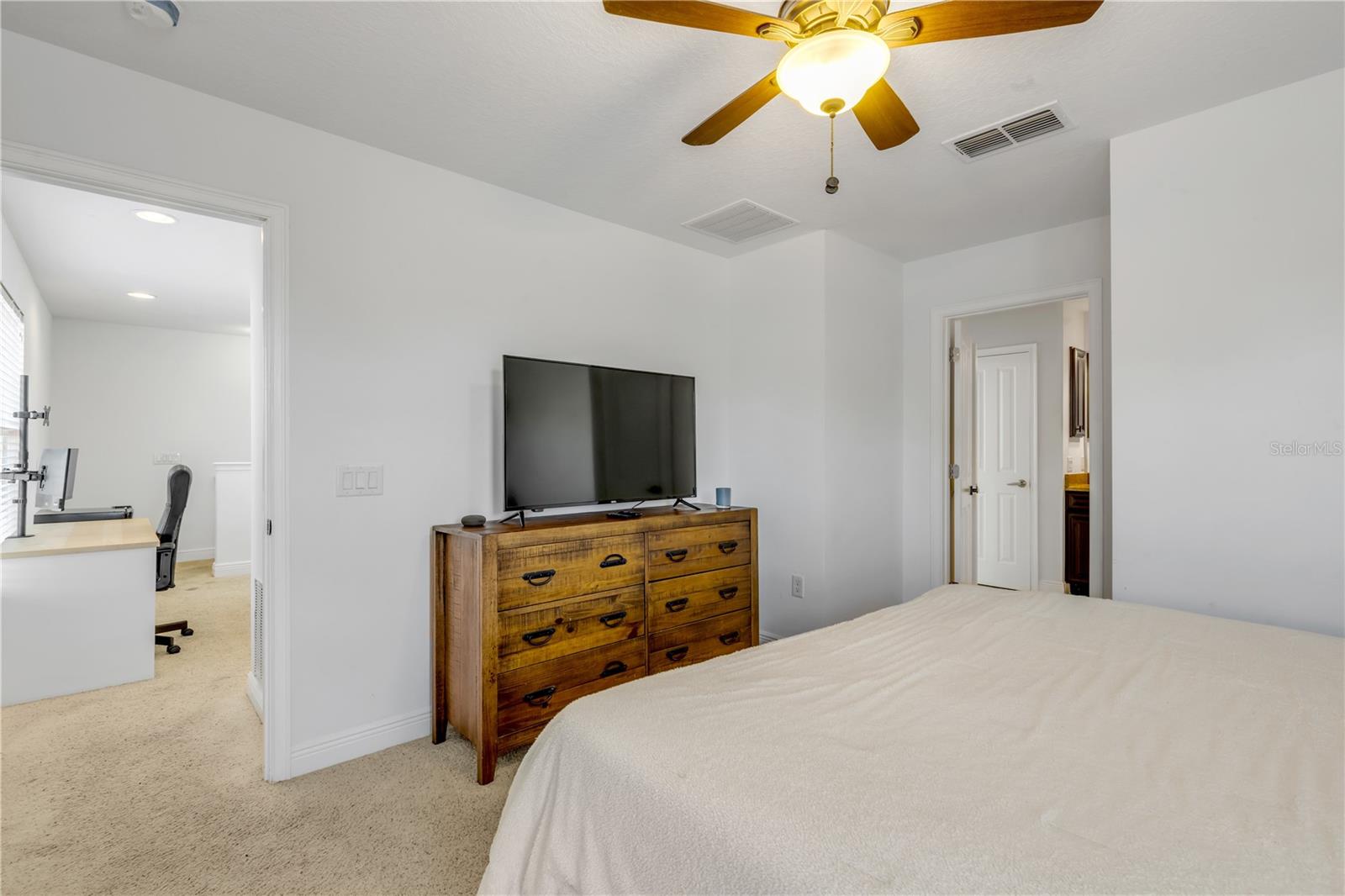 3021 ISOLA BELLA BLVD, MOUNT DORA, FL, 32757