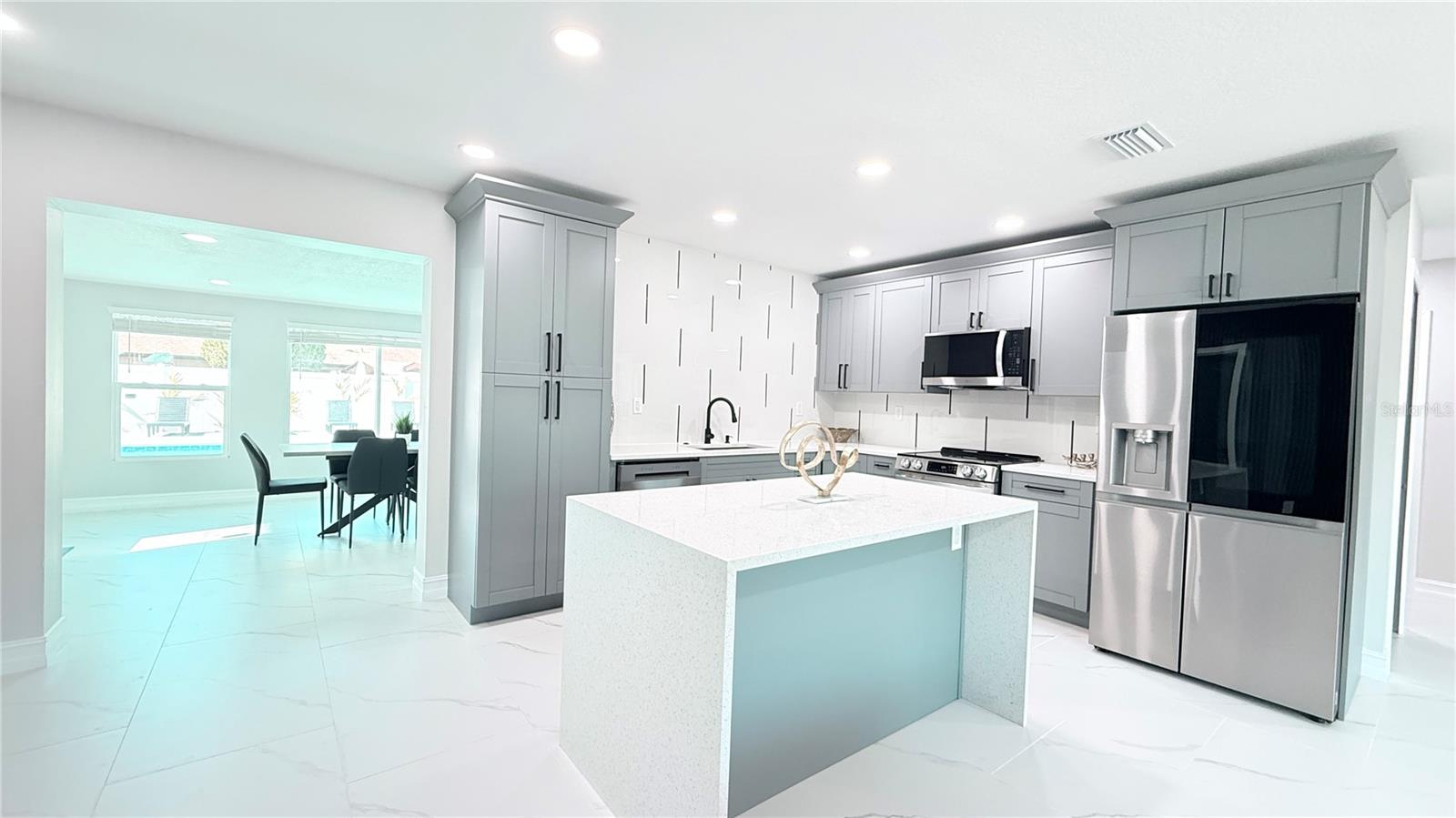 4312 E GROVE VIEW AVE, TAMPA, FL, 33617