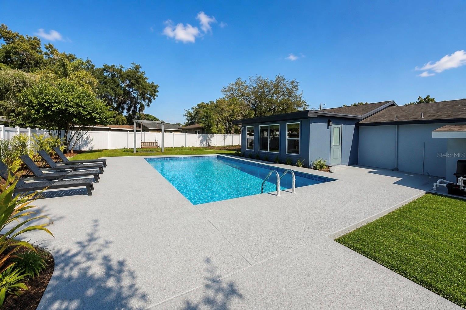 4312 E GROVE VIEW AVE, TAMPA, FL, 33617