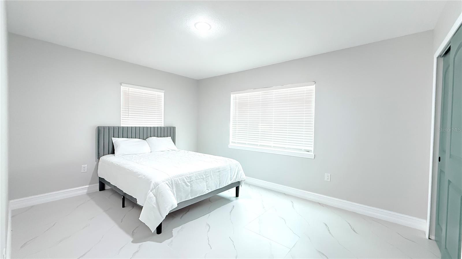 4312 E GROVE VIEW AVE, TAMPA, FL, 33617
