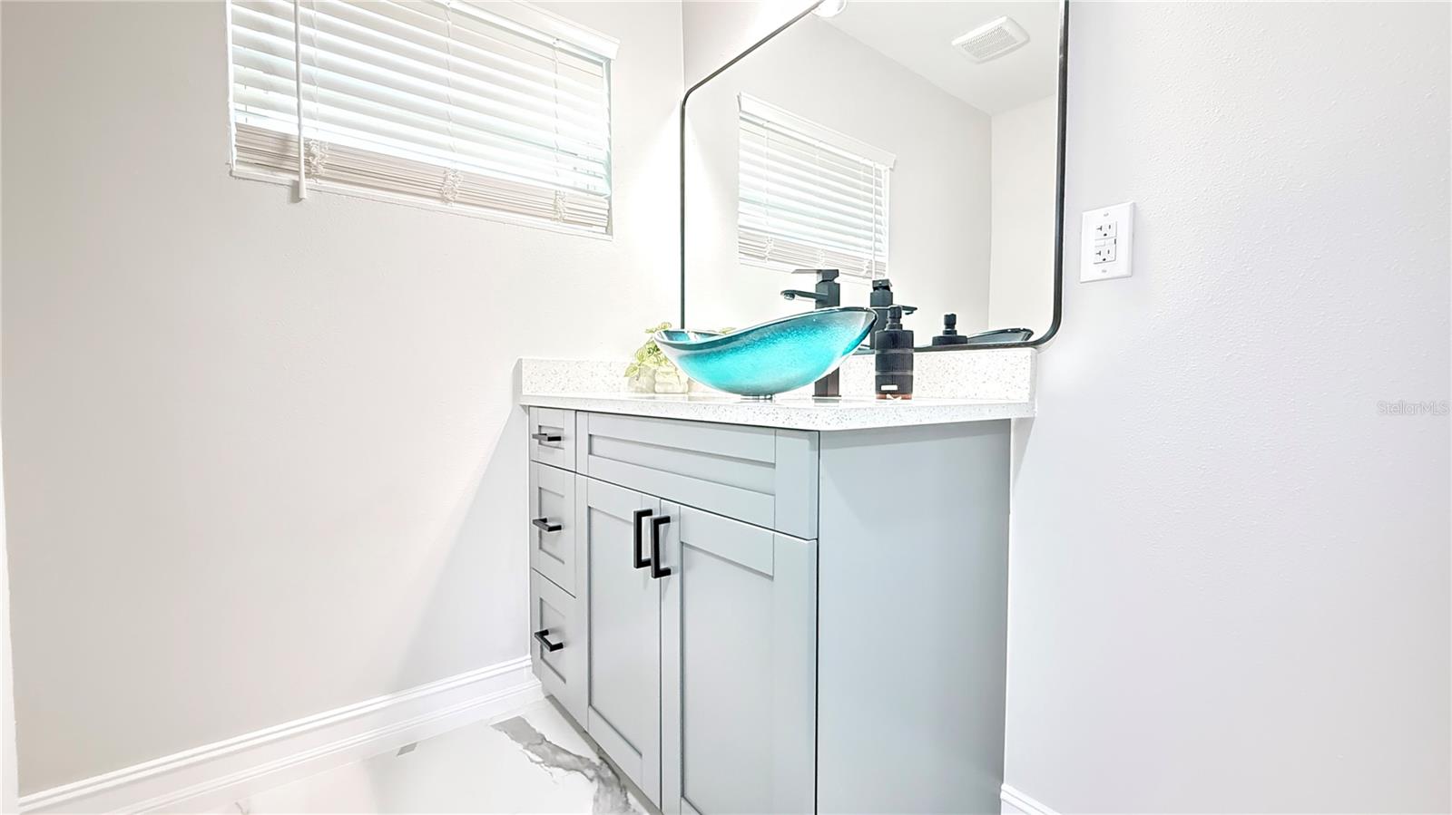 4312 E GROVE VIEW AVE, TAMPA, FL, 33617