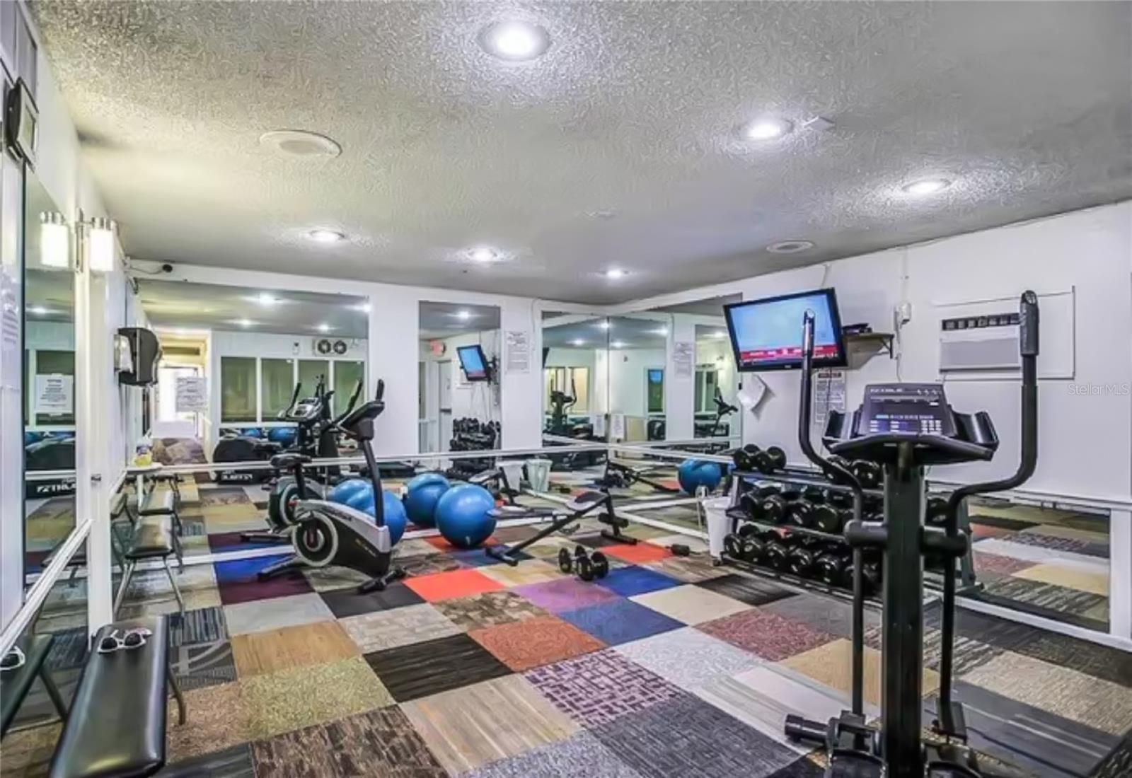 315 MEDALLION BLVD #F, MADEIRA BEACH, FL, 33708