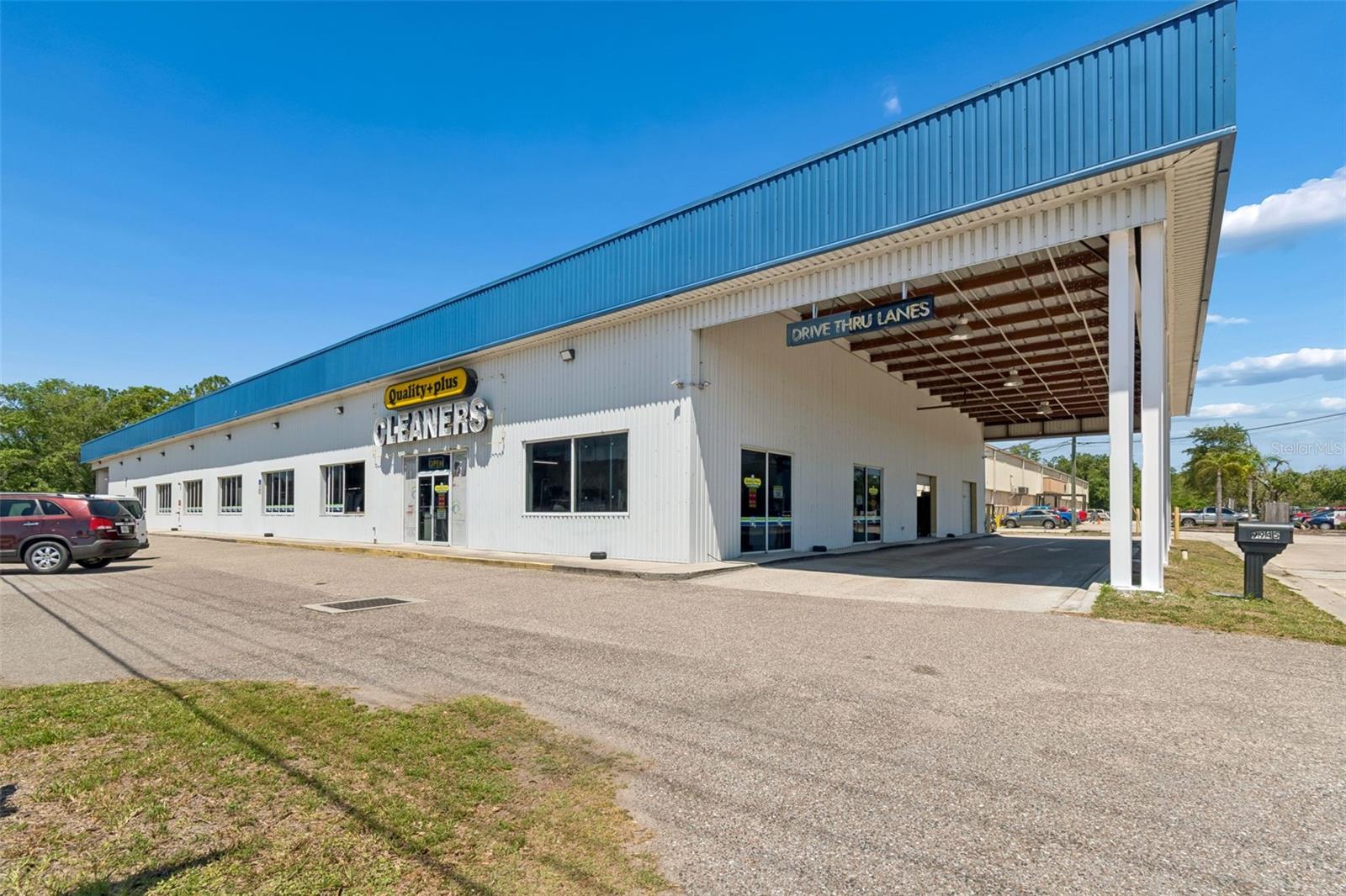 9945 RACE TRACK RD, TAMPA, FL, 33626