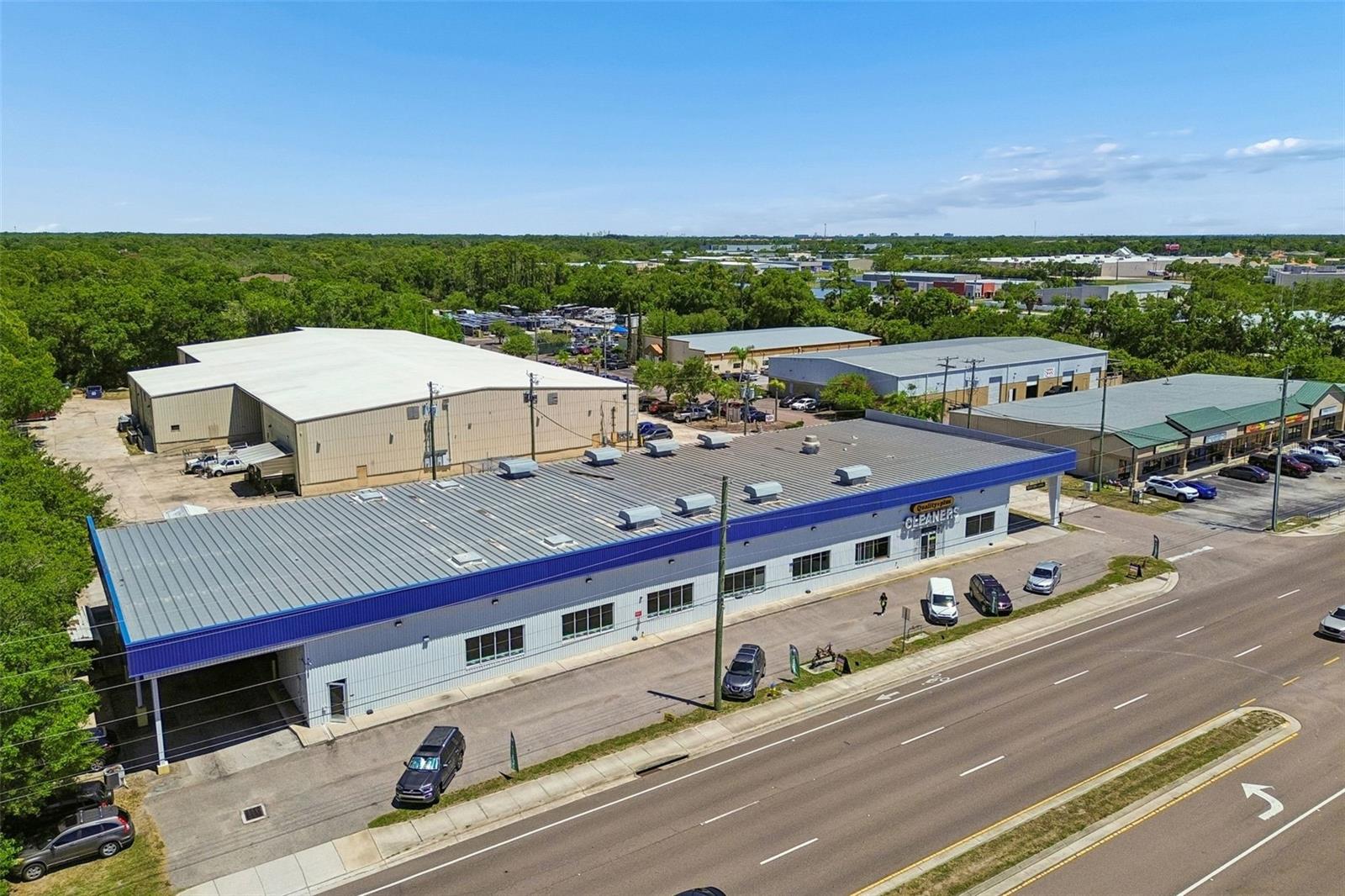9945 RACE TRACK RD, TAMPA, FL, 33626