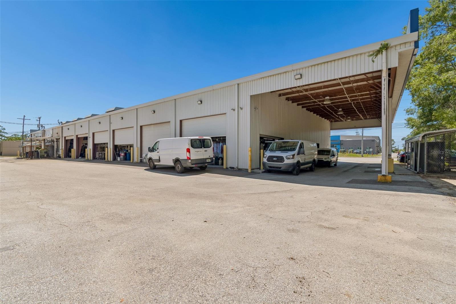 9945 RACE TRACK RD, TAMPA, FL, 33626