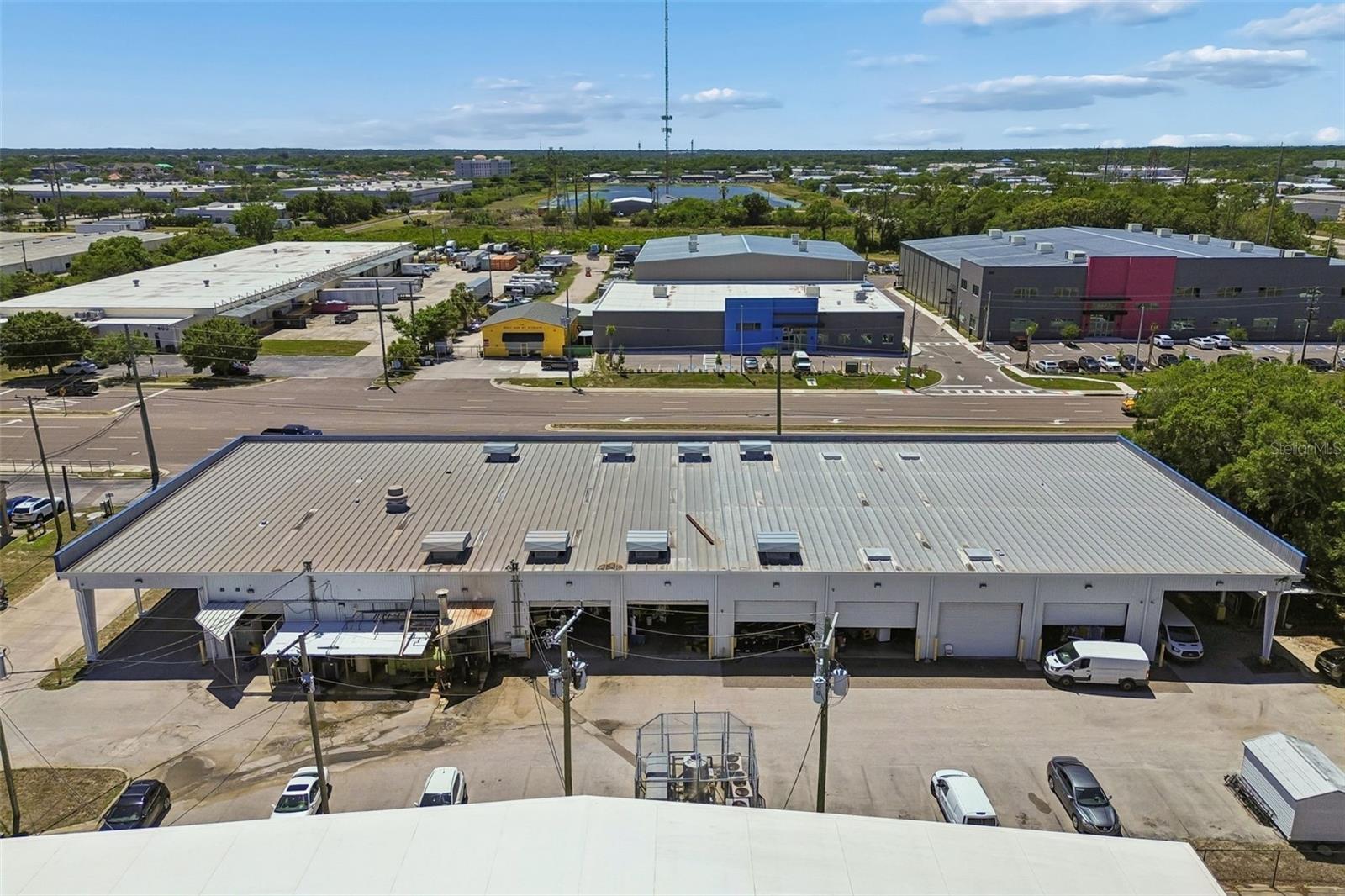 9945 RACE TRACK RD, TAMPA, FL, 33626